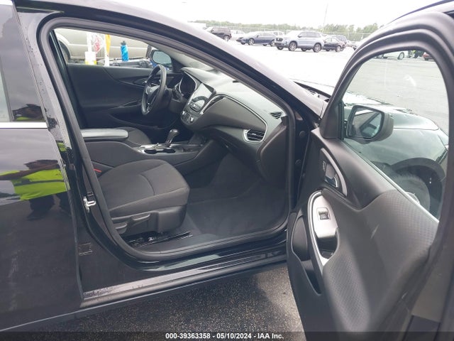 Chevrolet MALIBU LT 2019 1G1ZD5STXKF197090 Image 5