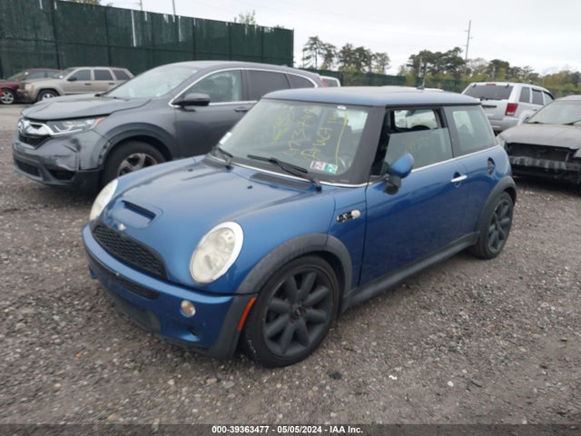 2005 MINI COOPER S WMWRE33505TG99220 Photo 1