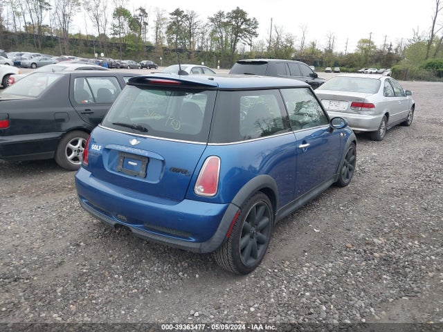 2005 MINI COOPER S WMWRE33505TG99220 Photo 3