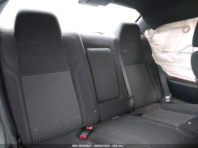 Dodge Challenger Sxt 2018 2C3CDZAG7JH321603 Image 8