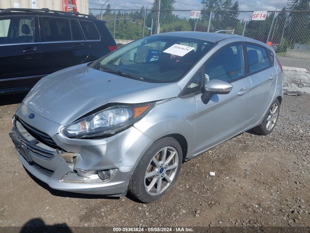 Ford FIESTA SE 2015 3FADP4EJ4FM205662 Image 2