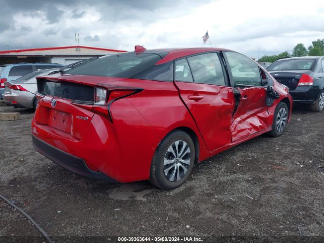 JTDL9MFU4M3025069 Toyota Prius Le Awd-e