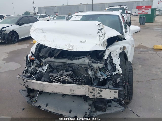 JTHBA1D21K5088245 Lexus IS 300