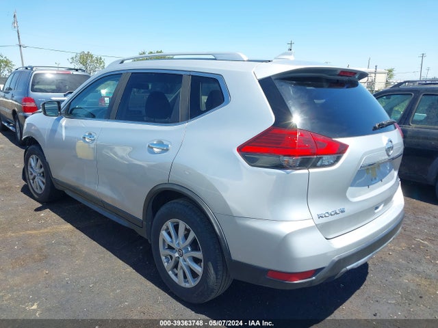 Nissan ROGUE SV 2017 JN8AT2MT4HW153120 Image 3
