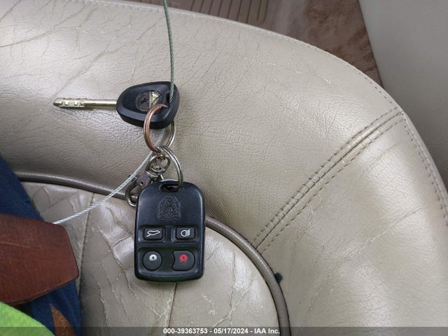 2002 JAGUAR XJ8 SAJDA14C12LF44084 Photo 10