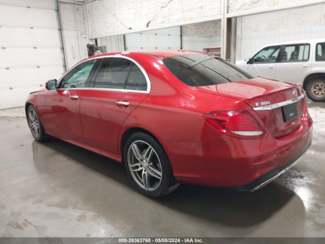 WDDZF4KBXHA031098 Mercedes-Benz E 300 4matic