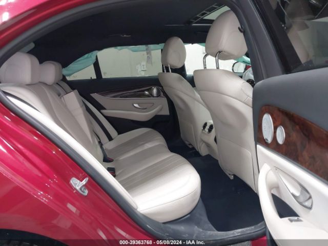 WDDZF4KBXHA031098 Mercedes-Benz E 300 4matic