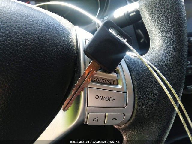 Nissan ROGUE S 2015 KNMAT2MV2FP542763 Image 11