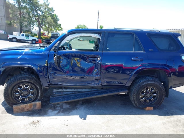 Toyota 4runner Sr5 Premium 2018 JTEBU5JR1J5531246 Image 15