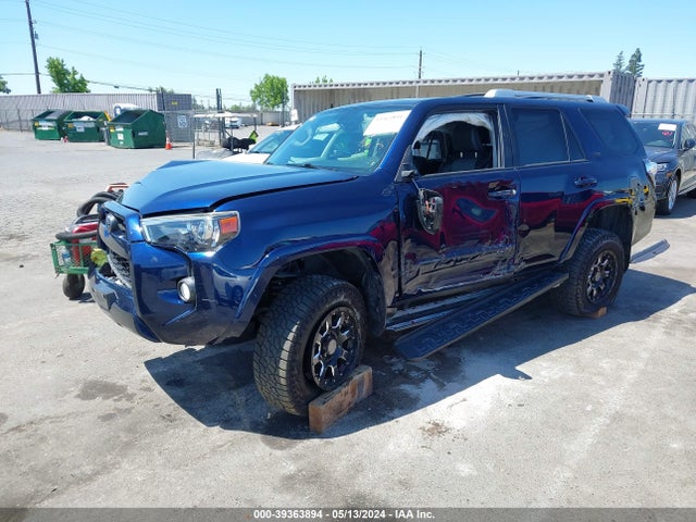 Toyota 4runner Sr5 Premium 2018 JTEBU5JR1J5531246 Image 2
