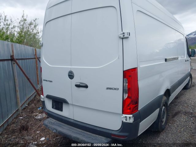 WDRPF1CD4KP062495 Freightliner Sprinter 2500 High Roof V6