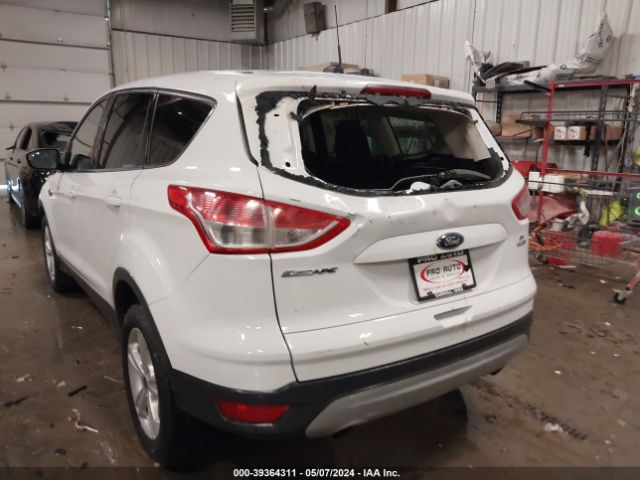 1FMCU9GX6GUB47463 Ford ESCAPE SE