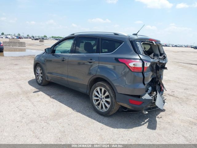 1FMCU0JD1HUC77968 Ford Escape Titanium