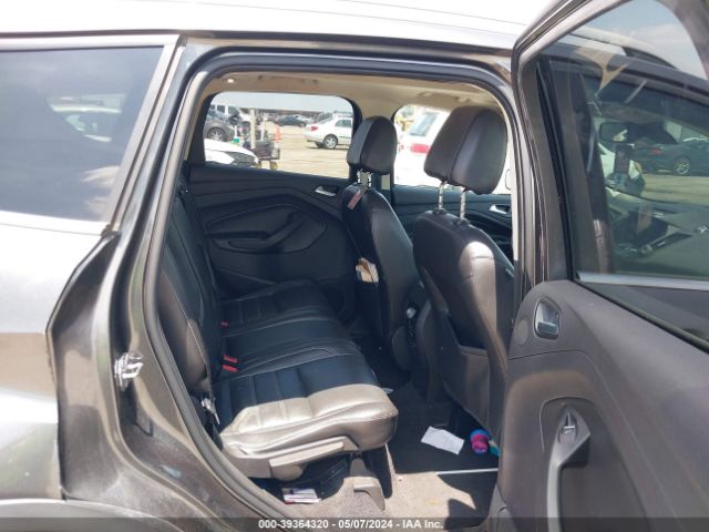 1FMCU0JD1HUC77968 Ford Escape Titanium