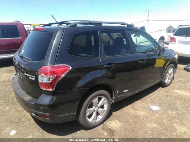 Subaru Forester 2.5i Premium 2015 JF2SJADC4FH841556 Image 4
