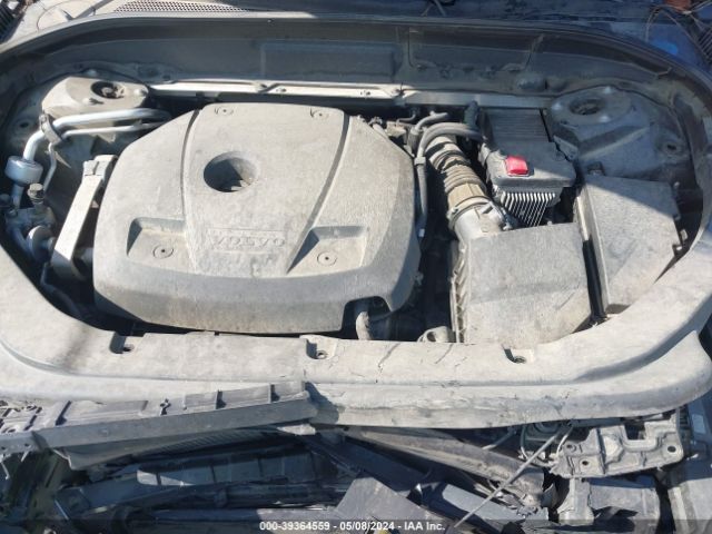 YV4A22RK4K1352698 Volvo Xc60 T6 Momentum