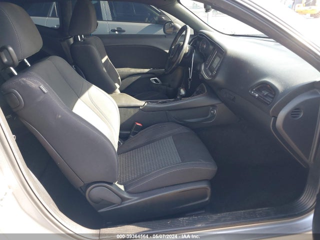 Dodge Challenger Sxt 2015 2C3CDZAG0FH732736 Image 4