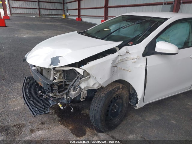 Toyota COROLLA LE 2017 5YFBURHE8HP638970 Image 6