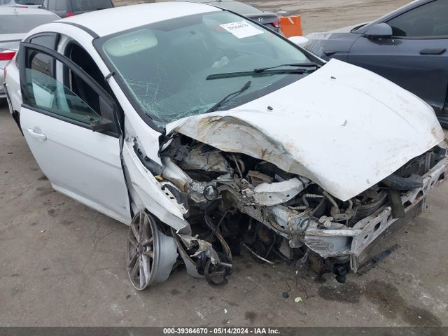 Ford FOCUS SE 2016 1FADP3F25GL277328 Image 6