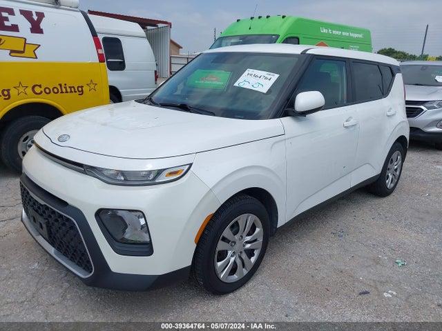 KIA SOUL LX 2020 KNDJ23AUXL7085359 Image 2