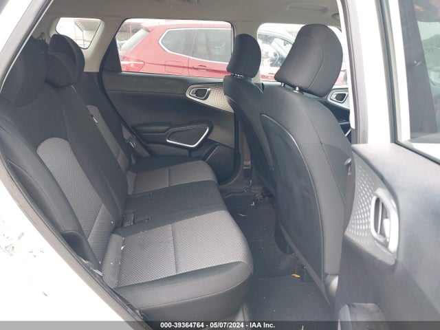 KIA SOUL LX 2020 KNDJ23AUXL7085359 Image 8