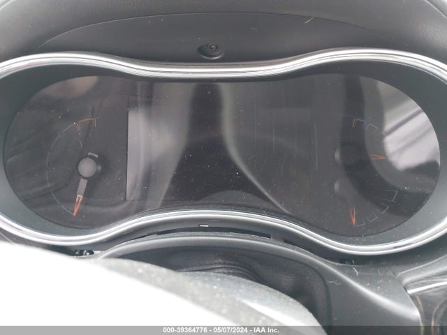 1C4RJFCT5GC372083 Jeep Grand Cherokee High Altitude