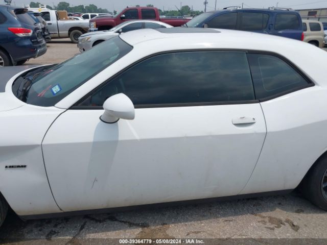 2C3CDZAT0FH733690 Dodge Challenger R/t