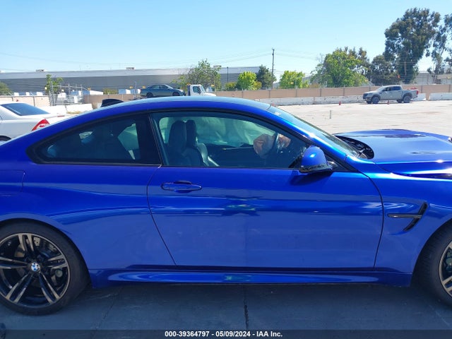 WBS3R9C59FK334323 BMW M4