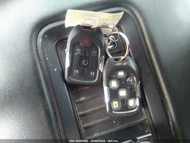 1GKS2GKC9GR243268 GMC Yukon Xl Slt