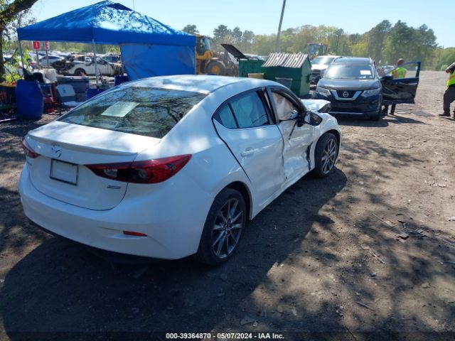 3MZBN1V37JM252181 Mazda Mazda3 Touring