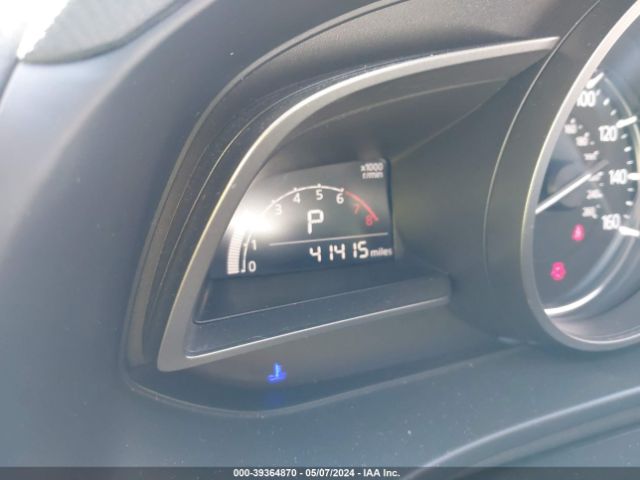 3MZBN1V37JM252181 Mazda Mazda3 Touring