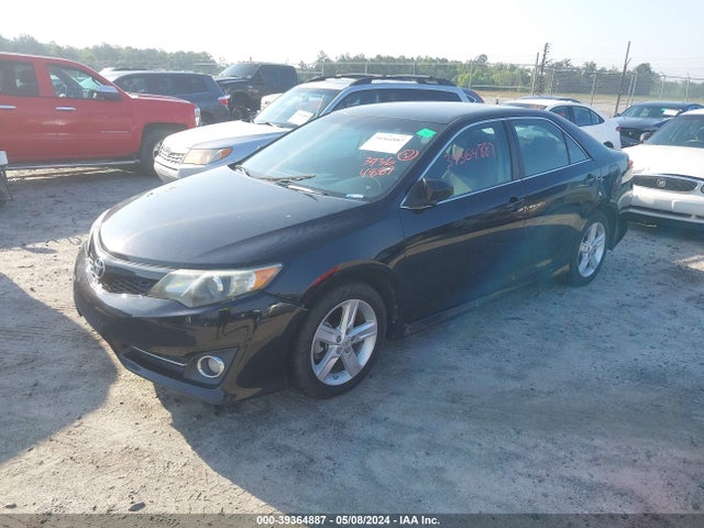 Toyota CAMRY SE 2014 4T1BF1FK6EU756532 Image 2