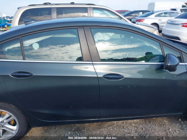 Chevrolet Cruze Lt Auto 2018 1G1BE5SM5J7185056 Image 13