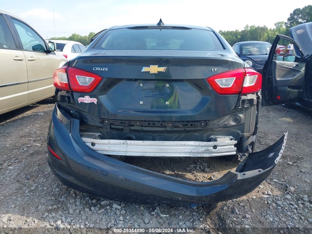 Chevrolet Cruze Lt Auto 2018 1G1BE5SM5J7185056 Image 16