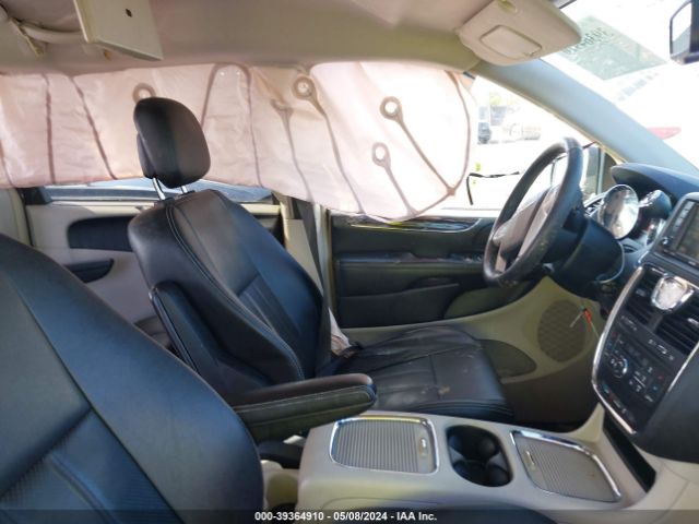 2C4RC1CG9FR597676 Chrysler Town & Country Touring-l