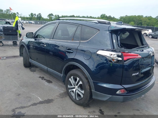 Toyota RAV4 LE 2018 JTMZFREV6JD109832 Image 3