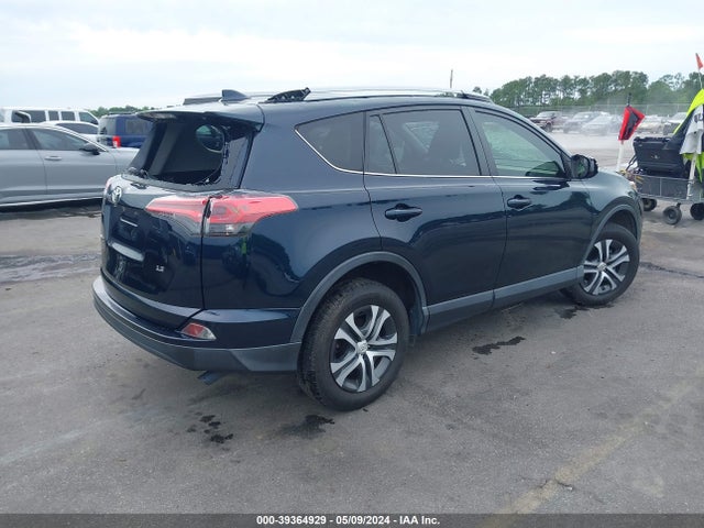 Toyota RAV4 LE 2018 JTMZFREV6JD109832 Image 4