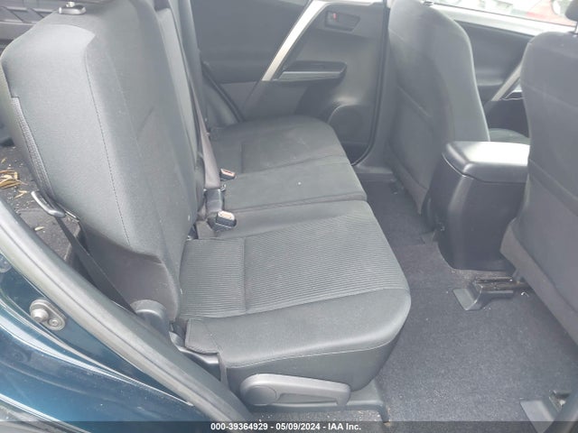Toyota RAV4 LE 2018 JTMZFREV6JD109832 Image 8