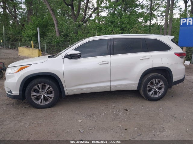 Toyota Highlander Xle V6 2014 5TDKKRFH5ES009091 Image 14