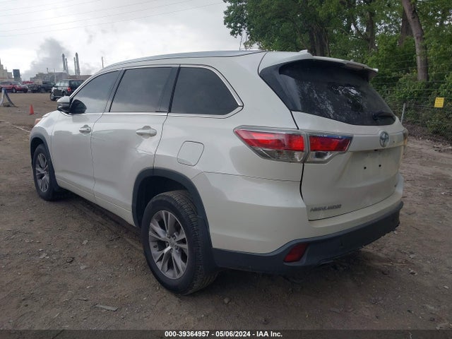 Toyota Highlander Xle V6 2014 5TDKKRFH5ES009091 Image 3