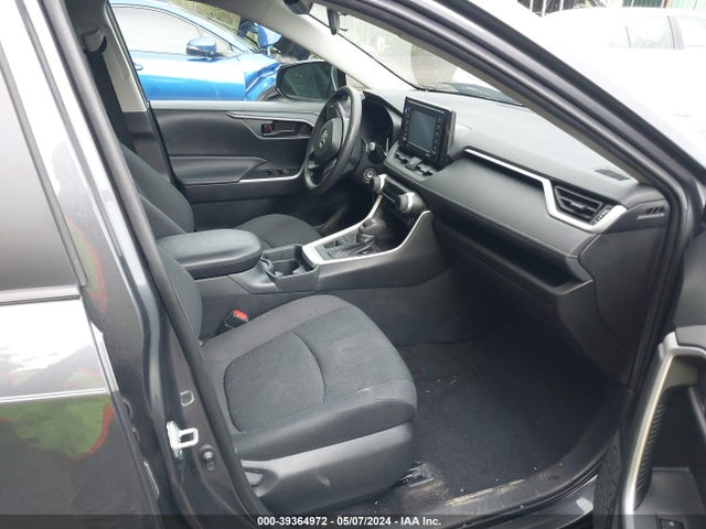 Toyota RAV4 LE 2021 2T3G1RFV5MW143773 Image 5