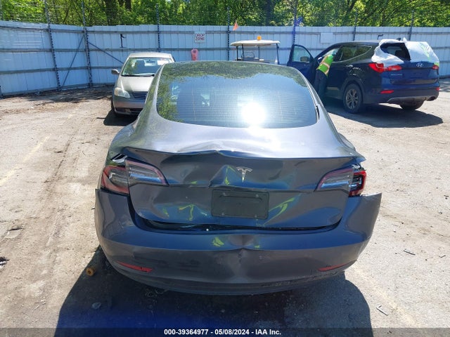 Tesla Model 3 Rear-wheel Drive 2022 5YJ3E1EA5NF104689 Image 19