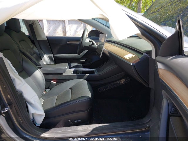Tesla Model 3 Rear-wheel Drive 2022 5YJ3E1EA5NF104689 Image 5