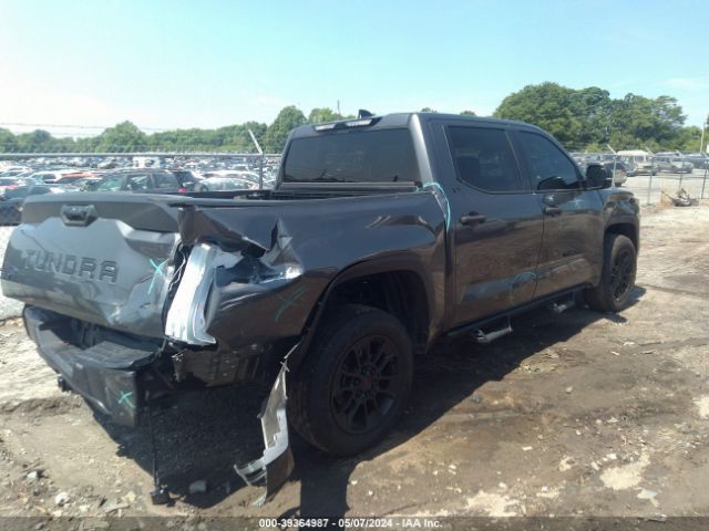 5TFLA5DB5NX019239 Toyota Tundra Sr5
