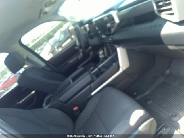 5TFLA5DB5NX019239 Toyota Tundra Sr5
