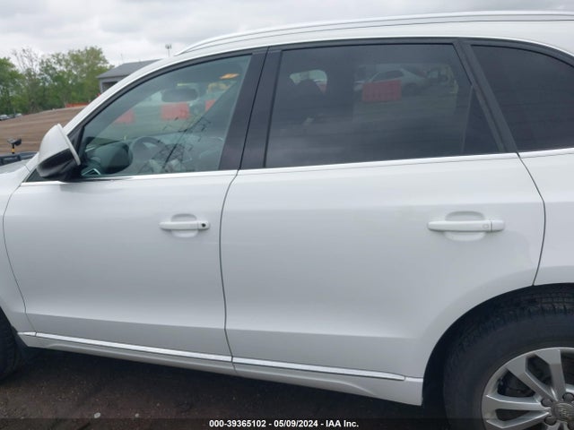 Audi Q5 2.0t Premium 2014 WA1CFAFP6EA048880 Image 14
