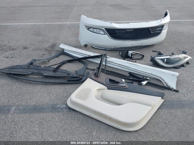 Chrysler 200 C 2015 1C3CCCEG6FN514625 Image 12