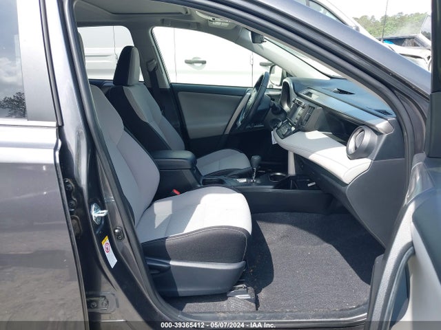 Toyota Rav4 Xle 2017 JTMWFREVXHJ130858 Image 5