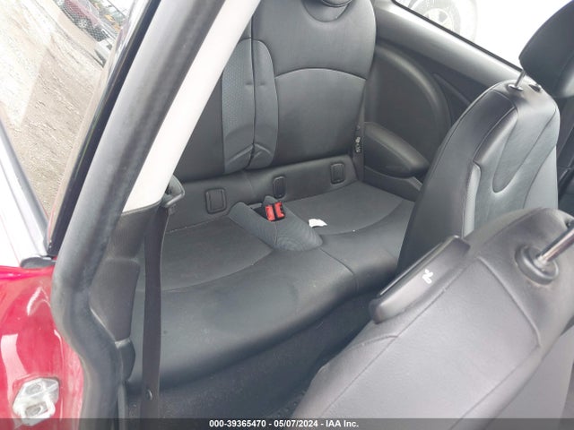 2009 MINI COOPER WMWMF33529TW71302 Photo 7