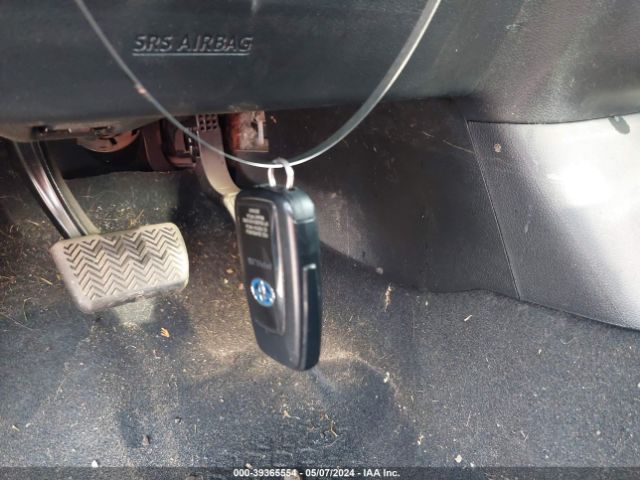 JTDL9MFU8N3034729 Toyota Prius Le Awd-e